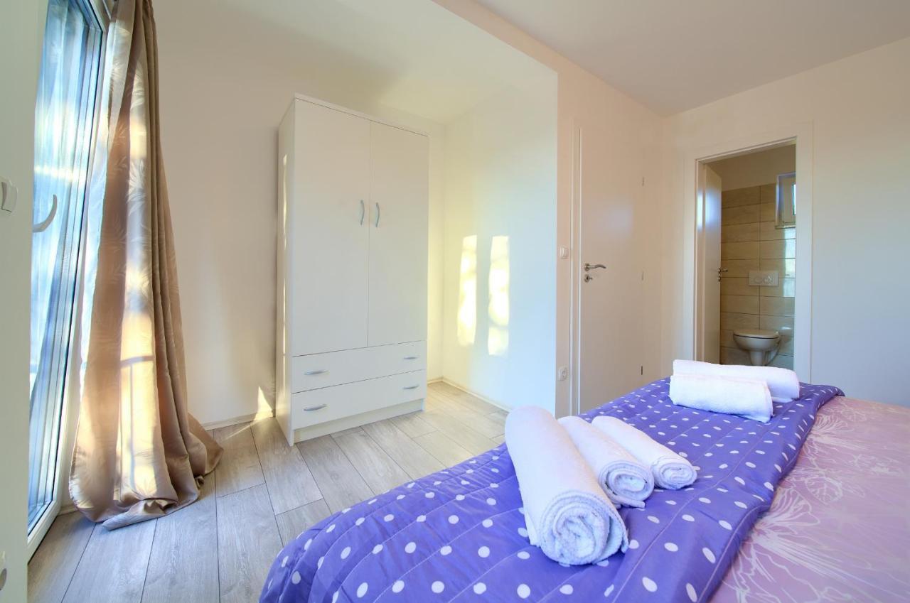 Vila Vista Malinska Bagian luar foto