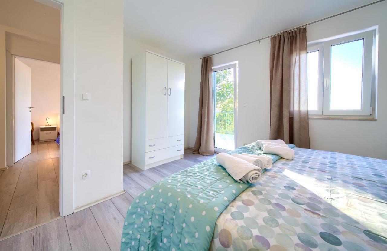 Vila Vista Malinska Bagian luar foto